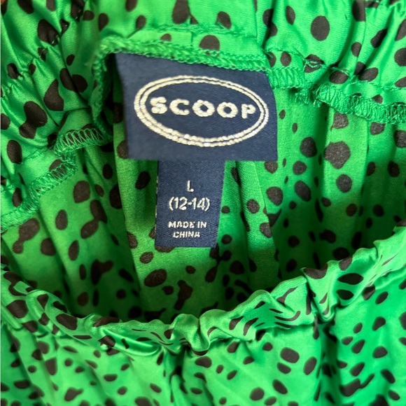 Scoop Printed Hi-Low Maxi Emerald Green Dalmatian Dot “Satin” Faux Wrap Skirt - Picture 4 of 6